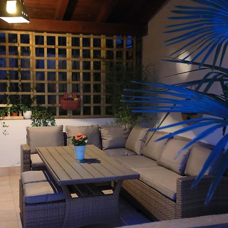 Bamboo Oasis Apartment With Terrace In The Garden And Free Parking, Риека Экстерьер фото